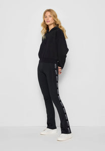 Czarne legginsy z szerokimi nogawkami KENDALL
